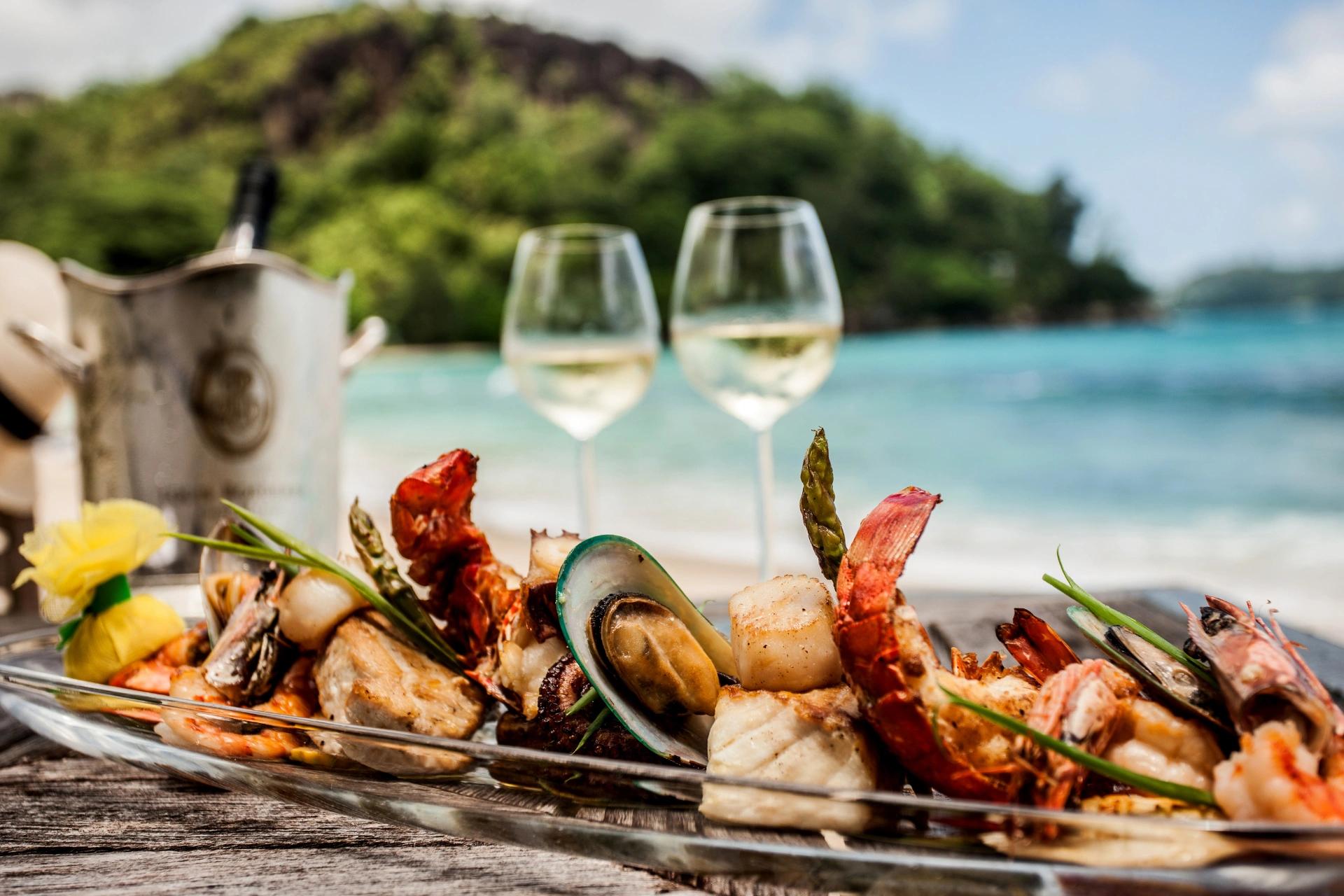 Découvrir les restaurant de plage de Corse